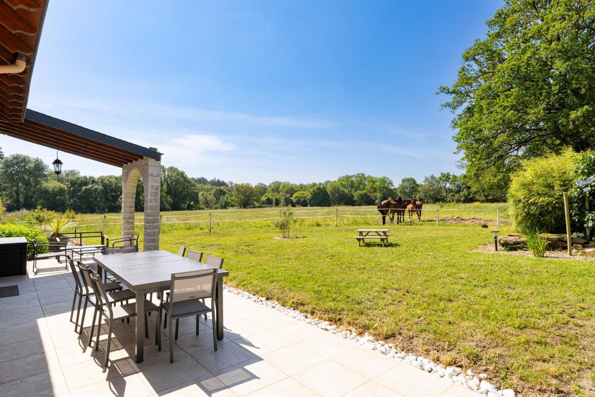 Manoir De L'Aisnerie Le Pavillon Villa Saint-Herblain Bagian luar foto